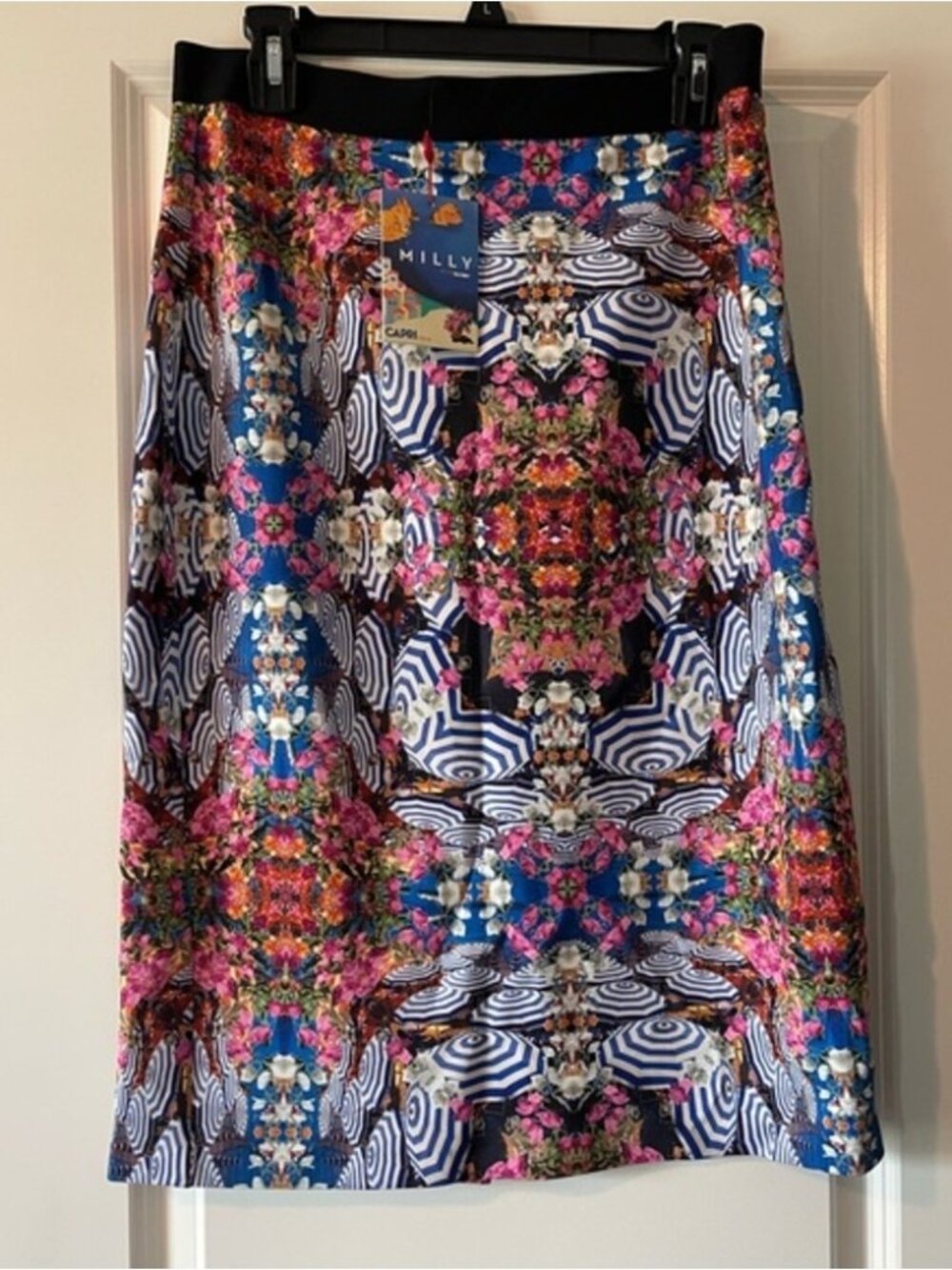 Abstract print skirt